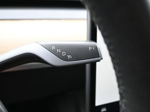 Used 2023 Tesla Model 3 Standard Range RWD image 17