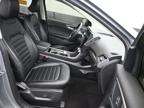 Used 2024 Ford Edge SEL w/ Convenience Package AWD/4WD image 9