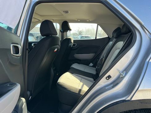 New 2026 Hyundai Venue SEL image 16