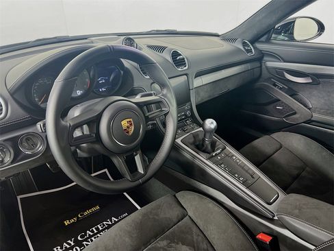 Certified 2021 Porsche 718 Cayman GT4 image 4