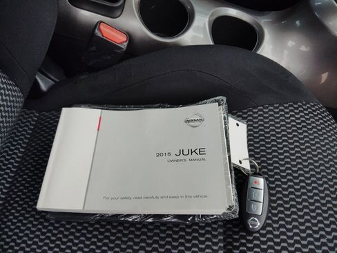 Used 2015 Nissan Juke S AWD/4WD image 26