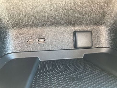 New 2026 Chevrolet Traverse Z71 w/ Enhanced Driving Package AWD/4WD image 25