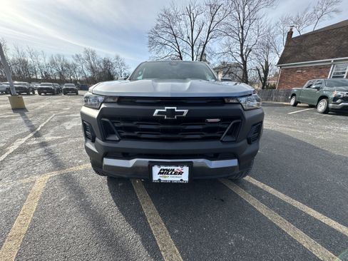 Used 2025 Chevrolet Colorado Trail Boss image 32