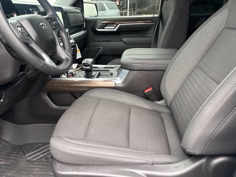 Used 2025 Chevrolet Silverado 1500 LT Trail Boss w/ Protection Package AWD/4WD image 13