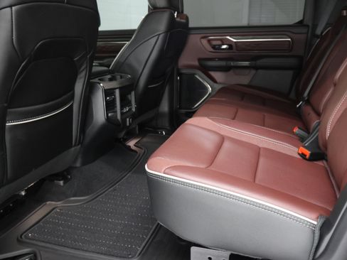 Used 2025 RAM 1500 Limited AWD/4WD image 41