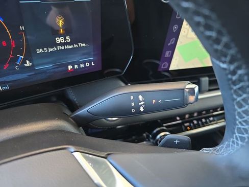 New 2025 Chevrolet Equinox LT image 17