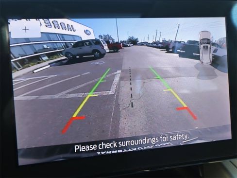 Certified 2022 Ford Explorer XLT w/ Equipment Group 202A image 6