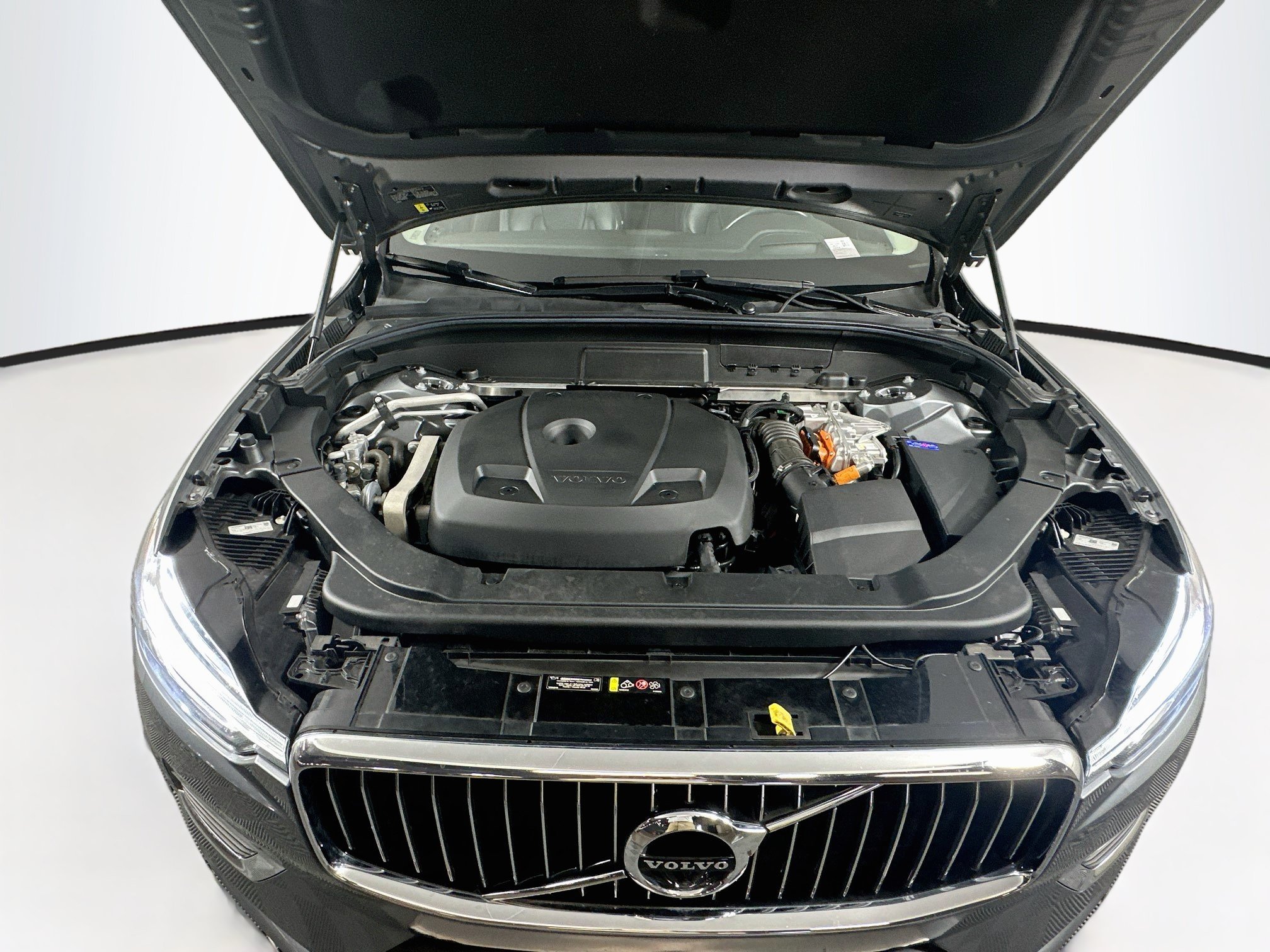 Used 2021 Volvo XC60 T8 Inscription w/ Advanced Package AWD/4WD image 34