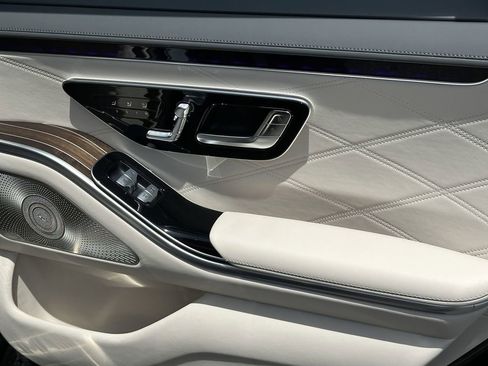 New 2025 Mercedes-Benz S 63 AMG S image 19
