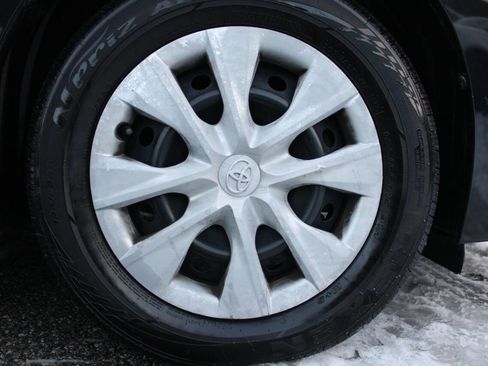 Used 2016 Toyota Corolla L image 21