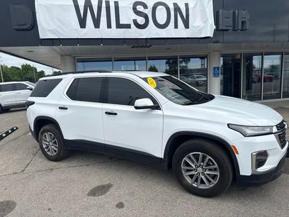 Used 2023 Chevrolet Traverse LT