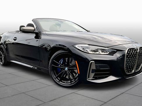 Used 2023 BMW M440i Convertible w/ Premium Package image 2