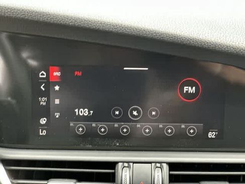 Used 2021 Alfa Romeo Giulia Ti AWD/4WD image 12