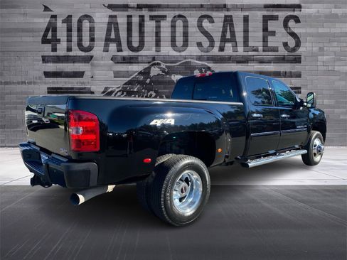Used 2014 GMC Sierra 3500 Denali image 3