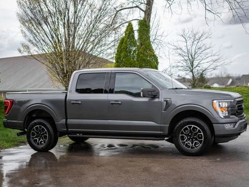 Used 2021 Ford F150 XLT w/ Equipment Group 302A High AWD/4WD image 4