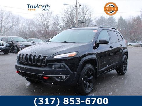 Used 2018 Jeep Cherokee Trailhawk image 1