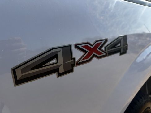 Used 2011 Ford F150 XLT w/ XLT Convenience Pkg image 8