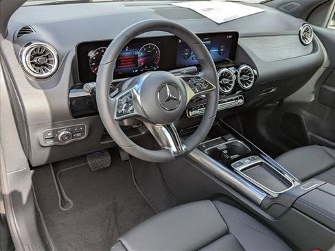New 2026 Mercedes-Benz GLA 250 GLA 250 image 3