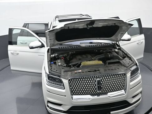 Used 2020 Lincoln Navigator Reserve w/ Equipment Group 208A Reserve AWD/4WD image 39