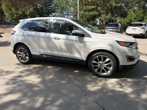Used 2015 Ford Edge Titanium w/ Equipment Group 302A AWD/4WD image 10