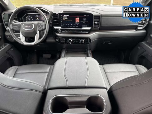 Used 2025 GMC Sierra 2500 SLT AWD/4WD image 19