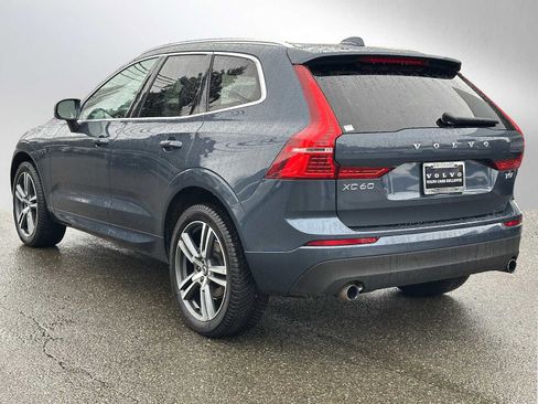 Used 2021 Volvo XC60 T5 Momentum w/ Advanced Package image 5