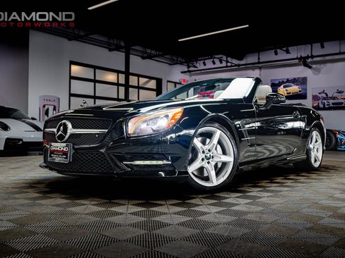Used 2013 Mercedes-Benz SL 550 image 1