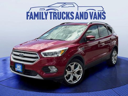 Used 2019 Ford Escape Titanium AWD/4WD image 1