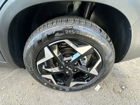 Certified 2026 Kia Seltos S image 19