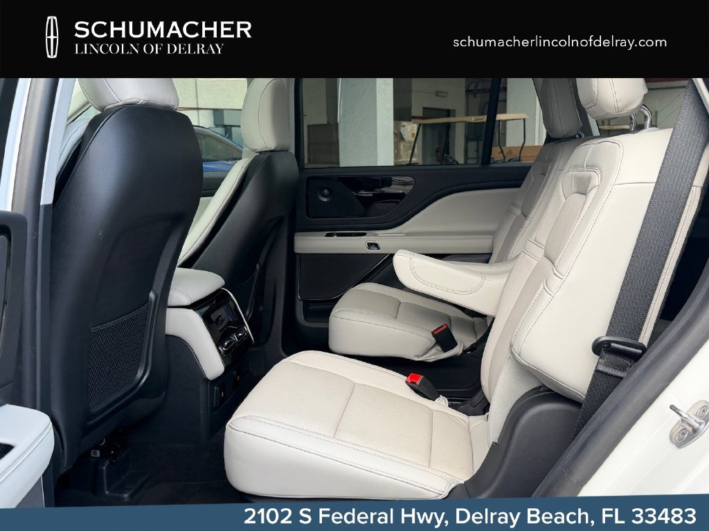 New 2026 Lincoln Aviator Reserve w/ Illumination Package RWD image 14