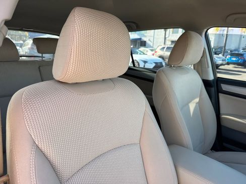 Used 2018 Subaru Outback 2.5i image 10