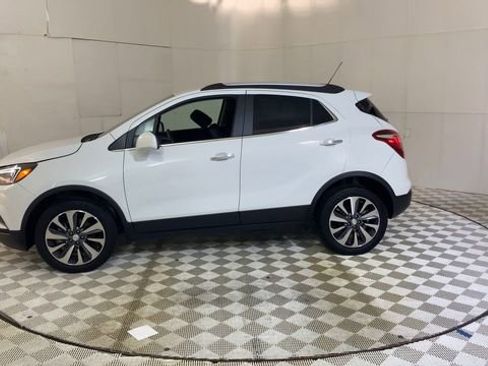Used 2022 Buick Encore Preferred w/ Safety Package AWD/4WD image 5