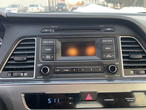 Used 2015 Hyundai Sonata SE image 23