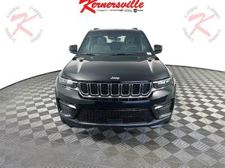 New 2025 Jeep Grand Cherokee Laredo X w/ Luxury Tech Group I video 2