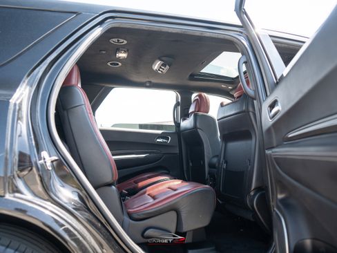 Used 2018 Dodge Durango SRT w/ SRT Interior Appearance Group AWD/4WD image 19