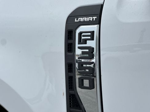 New 2026 Ford F350 Lariat image 30