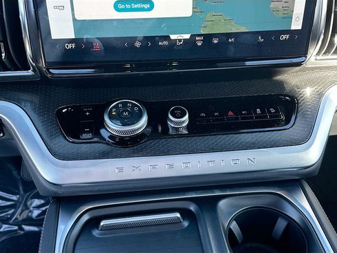 New 2026 Ford Expedition Max Platinum w/ Stealth Appearance Package image 12