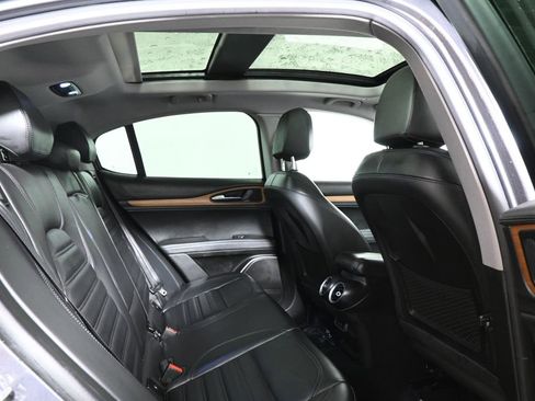 Used 2019 Alfa Romeo Stelvio Ti Lusso w/ Quick Order Package 22X Lusso image 25