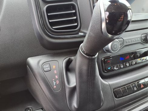 New 2026 RAM ProMaster 2500 w/ Convenience Group image 10