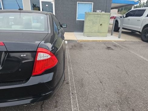 Used 2010 Ford Fusion SE FWD image 8