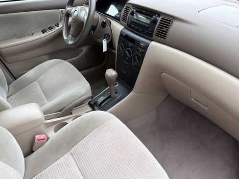 Used 2005 Toyota Corolla CE image 14