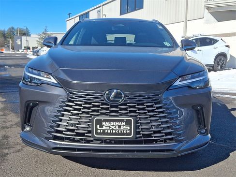 Used 2025 Lexus RX 350 Premium image 2
