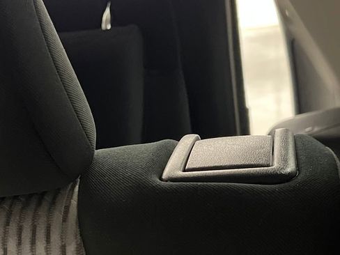 Used 2024 Toyota 4Runner SR5 image 15