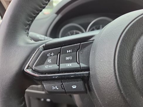 Used 2025 MAZDA CX-5 AWD 2.5 S w/ Preferred Package image 18