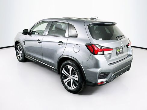 Used 2025 Mitsubishi Outlander Sport SE image 5