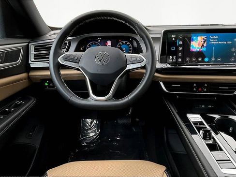 New 2026 Volkswagen Atlas Cross Sport SE image 8