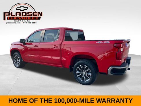 Used 2024 Chevrolet Silverado 1500 LT AWD/4WD image 3