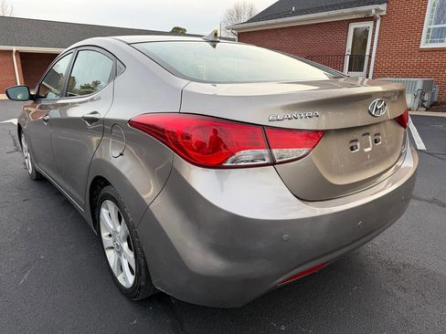 Used 2012 Hyundai Elantra Limited image 5
