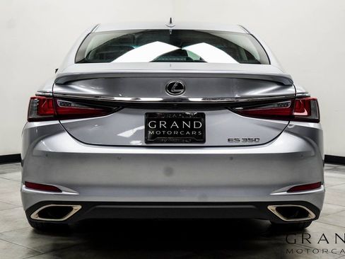 Used 2022 Lexus ES 350 w/ Premium Package image 9