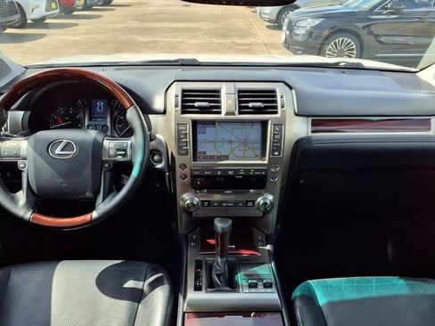 Used 2019 Lexus GX 460 Premium AWD/4WD image 6